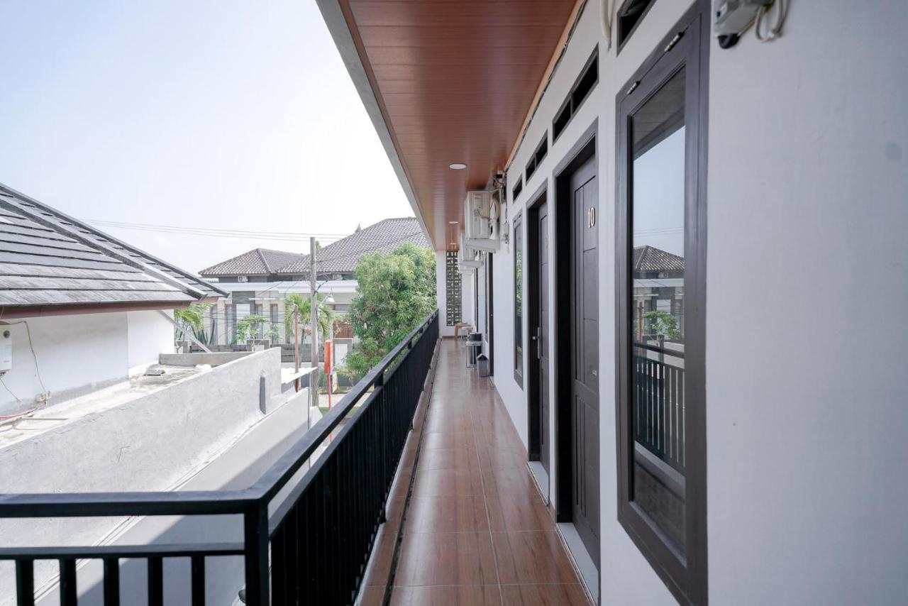 Hotel Reddoorz @ Jalan Urip Sumoharjo Lampung Bandar Lampung Exterior foto